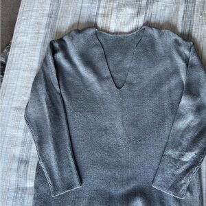 Gray Women's Sweater v neck